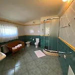 לינה וארוחת בוקר Nautic - Jezioro Mamry, Velo